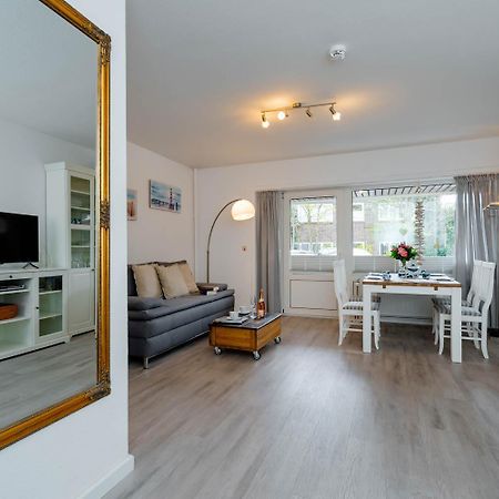 Hues Wuef Im Haus Ornum Apartamento Westerland Exterior foto